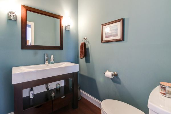 Cost of Powder Room Construction in Oconomowoc